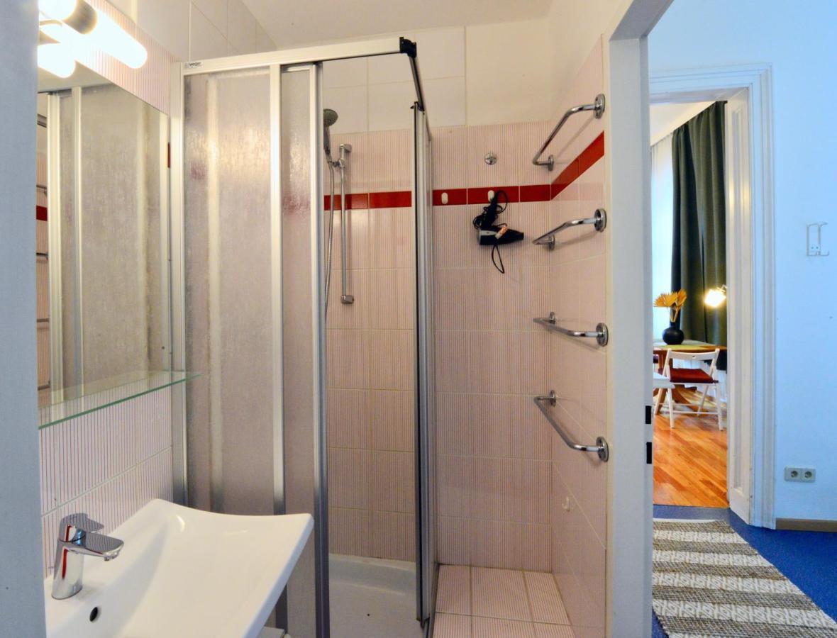 Charming With Balcony In Hip & Trendy Margareten Vienne Extérieur photo