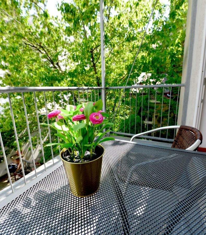 Charming With Balcony In Hip & Trendy Margareten Vienne Extérieur photo